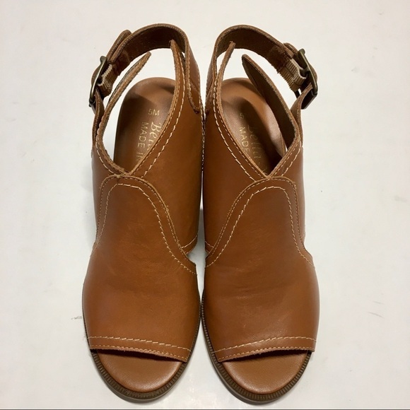 Bella Vita Viv Italy Leather Block Heel Sandals 5M - Picture 3 of 16